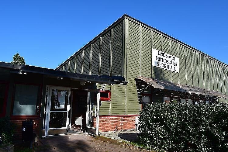 Fasadbild Lindsdals fritidsgård - Sporthall